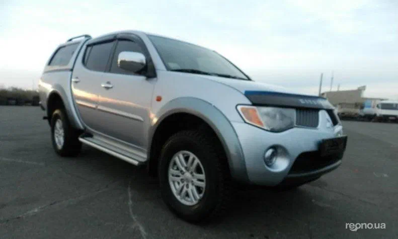 Mitsubishi L200 2009 - 1