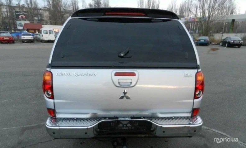 Mitsubishi L200 2009 - 3