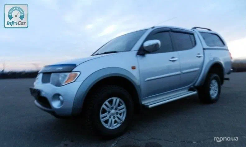 Mitsubishi L200 2009 - 2