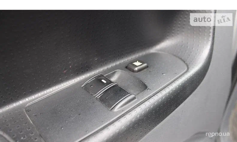 Mitsubishi Colt 2006 - 10
