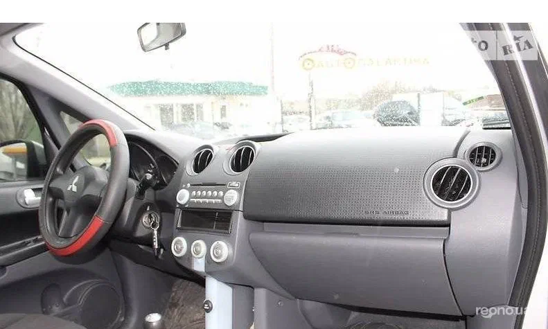 Mitsubishi Colt 2006 - 0