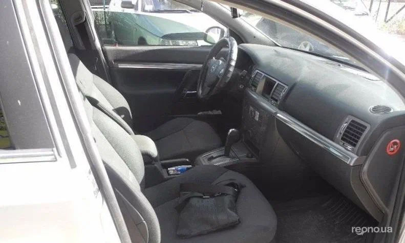 Opel Vectra 2006 - 24