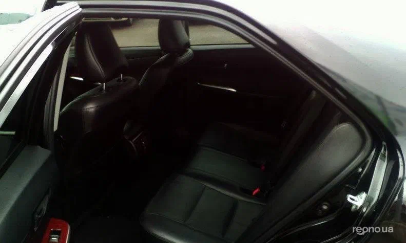 Toyota Camry 2011 - 7