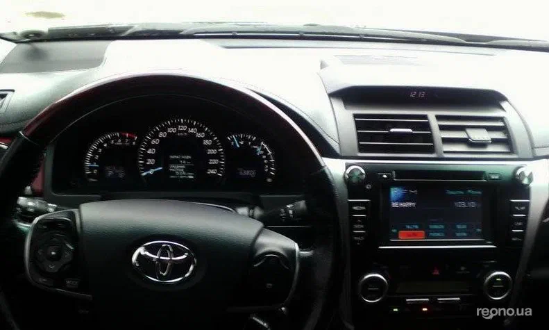 Toyota Camry 2011 - 21