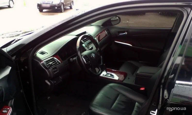 Toyota Camry 2011 - 12