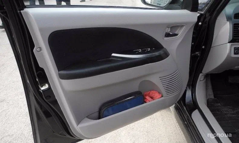 Mitsubishi Grandis 2007 - 6