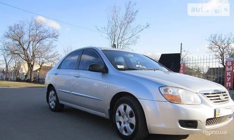 Kia Cerato 2007 - 11