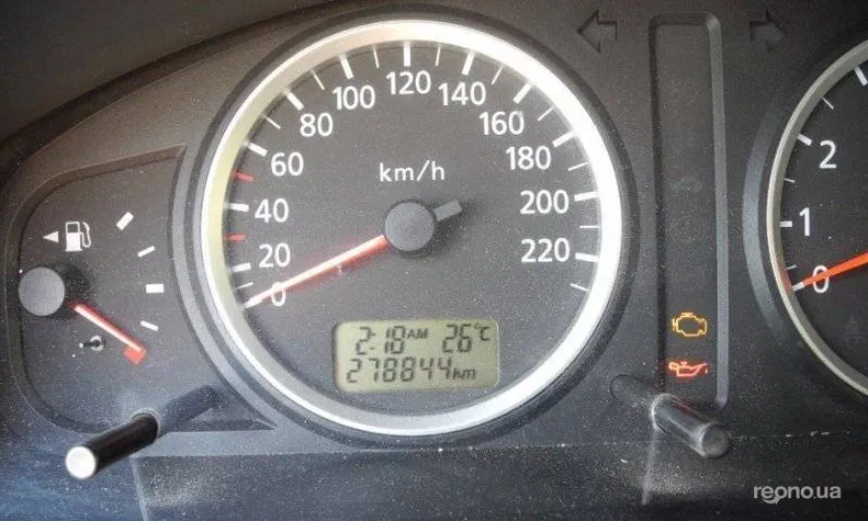 Nissan Almera 2005 - 9