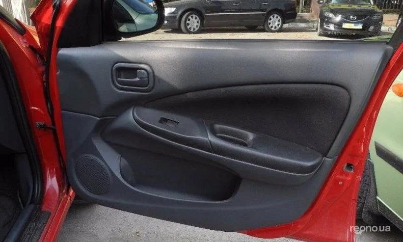 Nissan Almera 2005 - 6