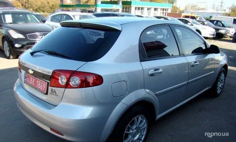 Chevrolet Lacetti 2008 - 3