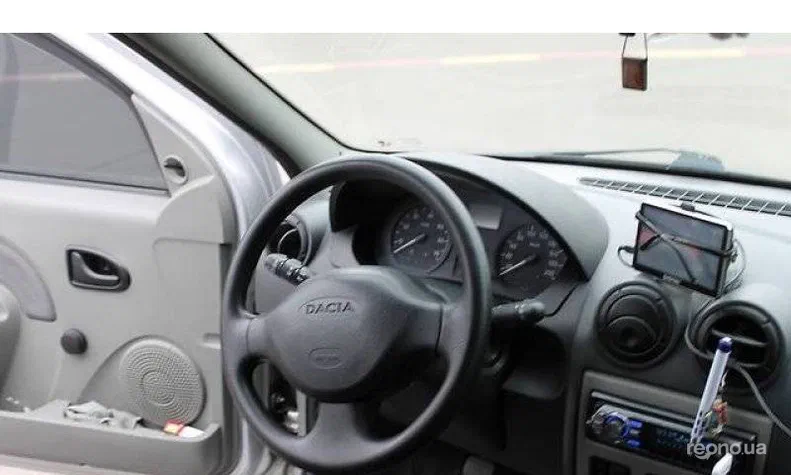 Renault Logan 2008 - 8