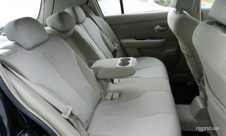 Nissan Tiida 2009 - 8