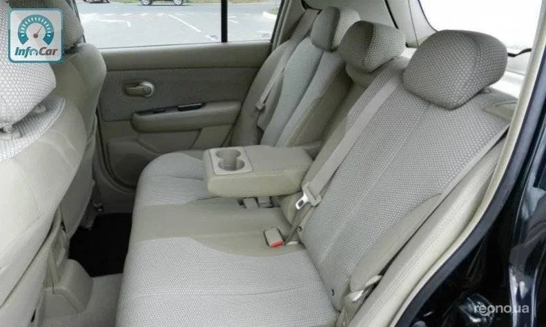 Nissan Tiida 2009 - 9