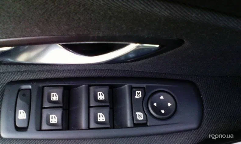 Renault Megane 2010 - 10