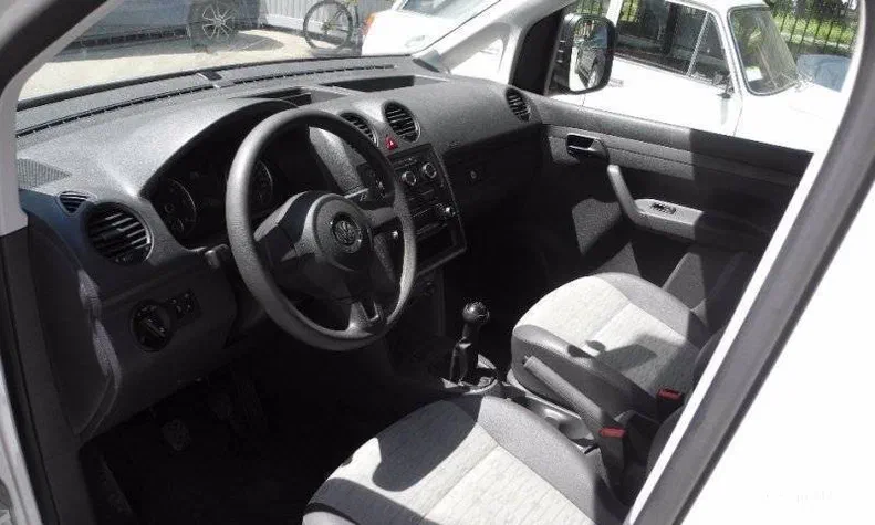 Volkswagen Caddy 2012 - 24