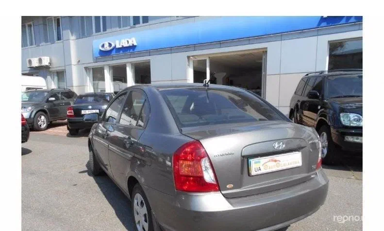 Hyundai Accent 2008 - 5