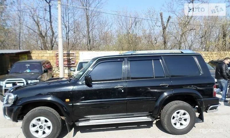 Nissan Patrol 2001 - 4