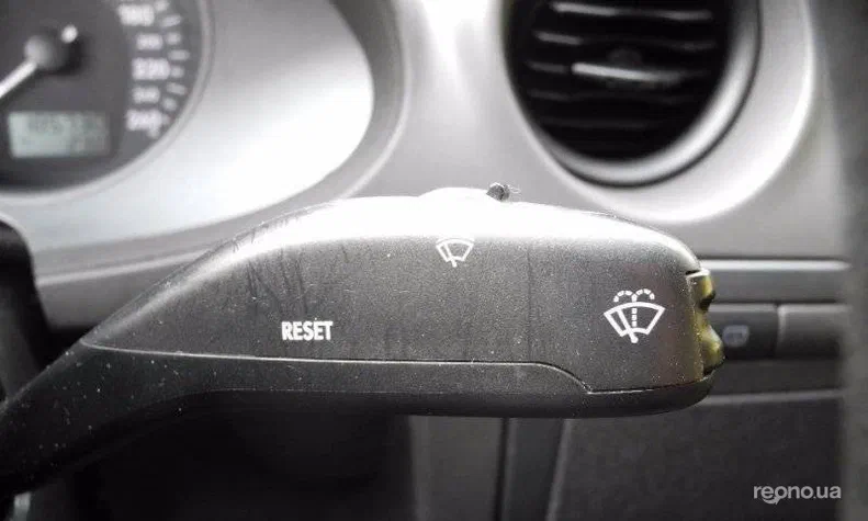 SEAT Cordoba 2007 - 13