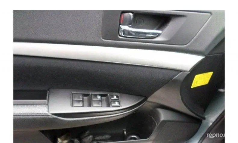 Subaru Outback 2010 - 3