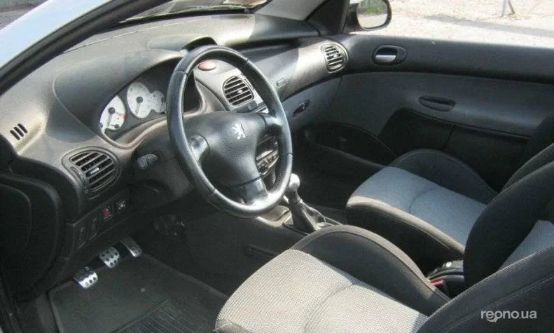Peugeot 206 2001 - 8