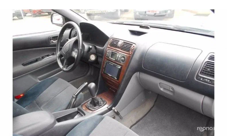 Mitsubishi Galant 2001 - 11