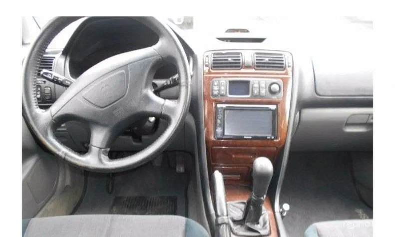 Mitsubishi Galant 2001 - 15