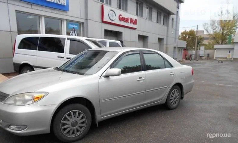 Toyota Camry 2004 - 3