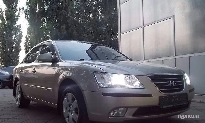 Hyundai Sonata 2009 - 8