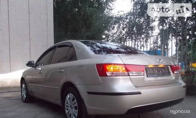 Hyundai Sonata 2009 - 6