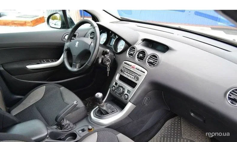 Peugeot 308 2008 - 23