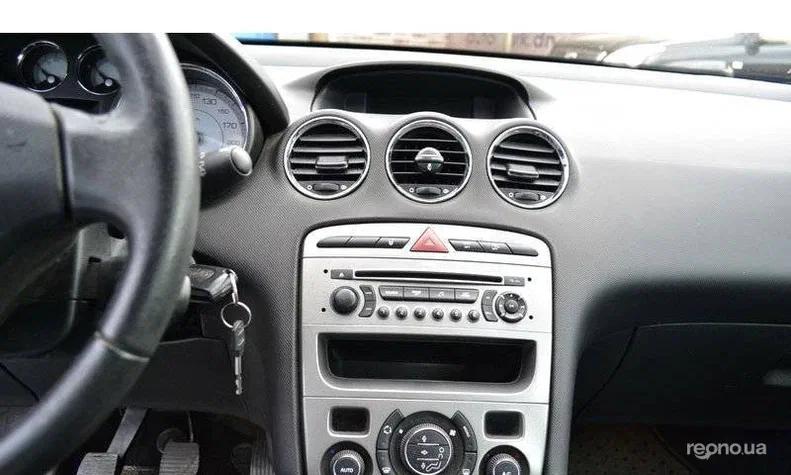 Peugeot 308 2008 - 3