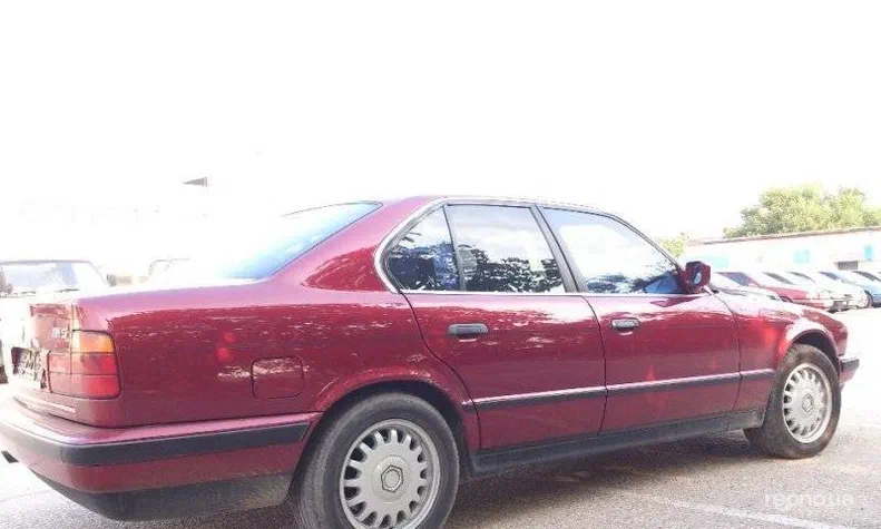 BMW 5 серія 1992 - 3