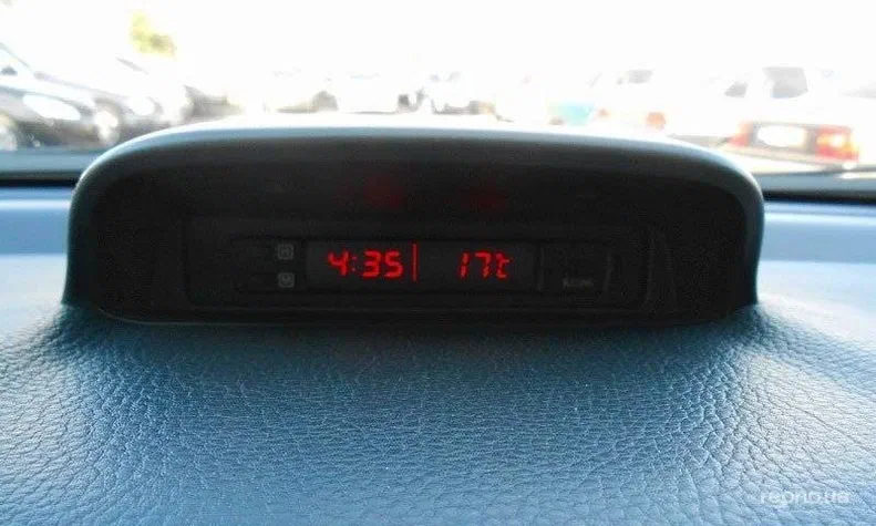 Suzuki Liana 2005 - 8