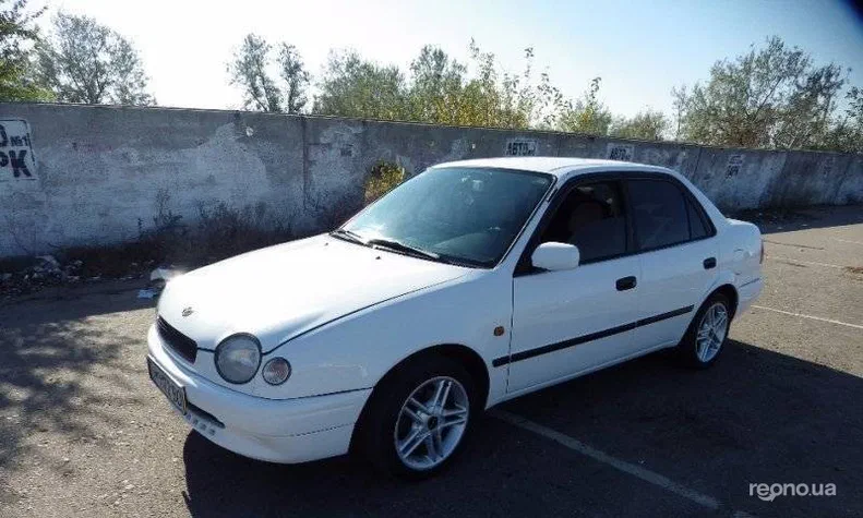 Toyota Corolla 1998 - 8