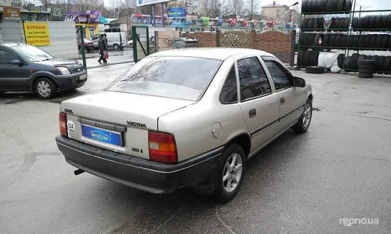 Opel Vectra 1990 - 7