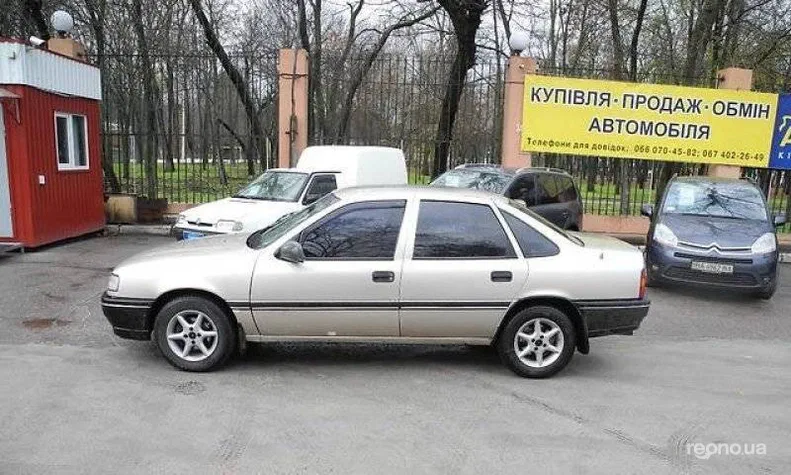 Opel Vectra 1990 - 2