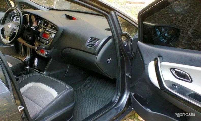 Kia Ceed 2013 - 10