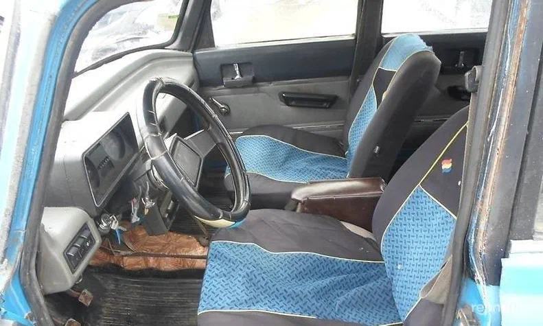 Москвич 2140 1987 - 10