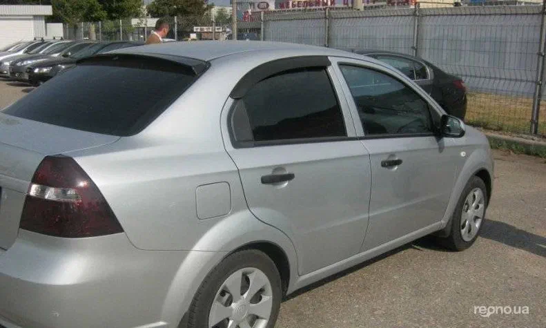 Chevrolet Aveo 2010 - 10