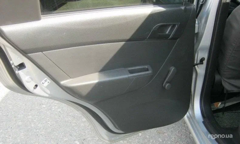 Chevrolet Aveo 2010 - 6