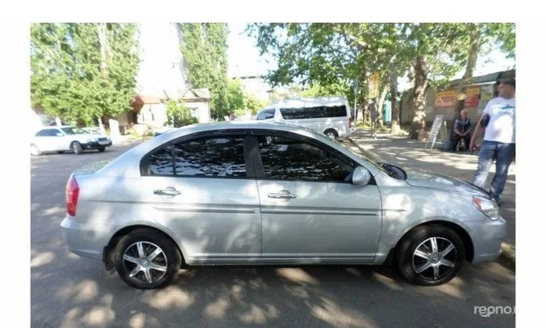 Hyundai Accent 2008 - 6