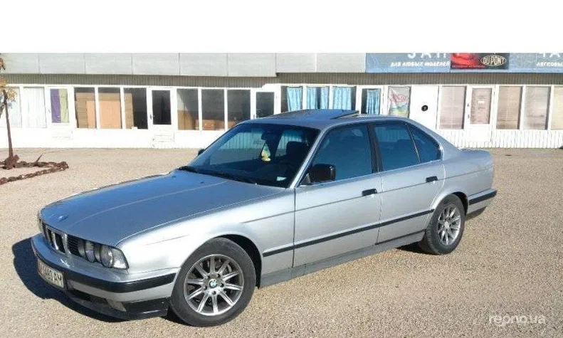 BMW 5 серія 1991 - 12