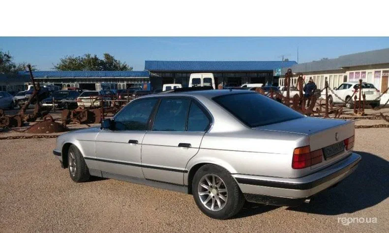BMW 5 серія 1991 - 10