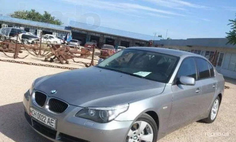 BMW 5 серія 2004 - 9