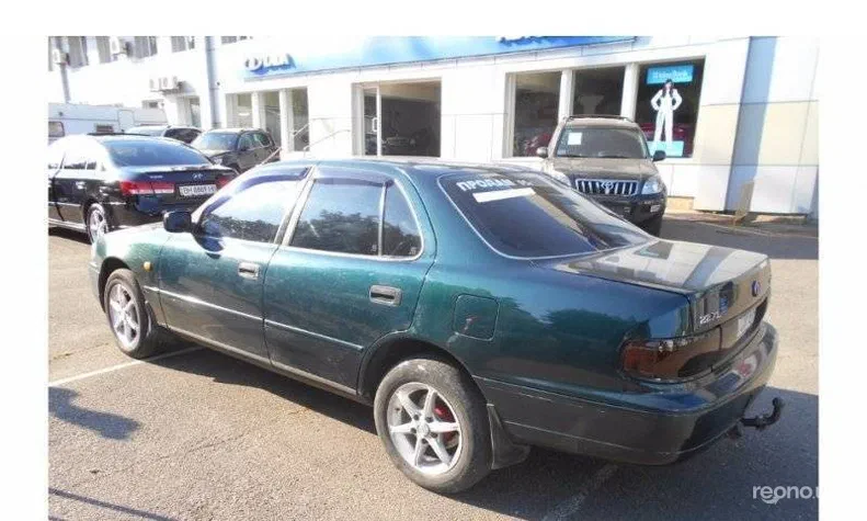 Toyota Camry 1995 - 13