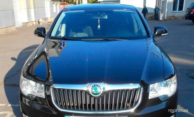 Skoda Superb 2012 - 0