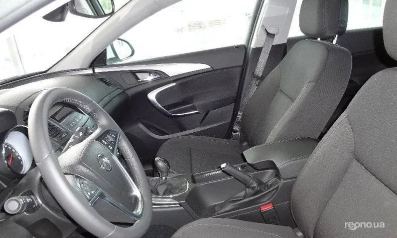 Opel Insignia 2013 - 1