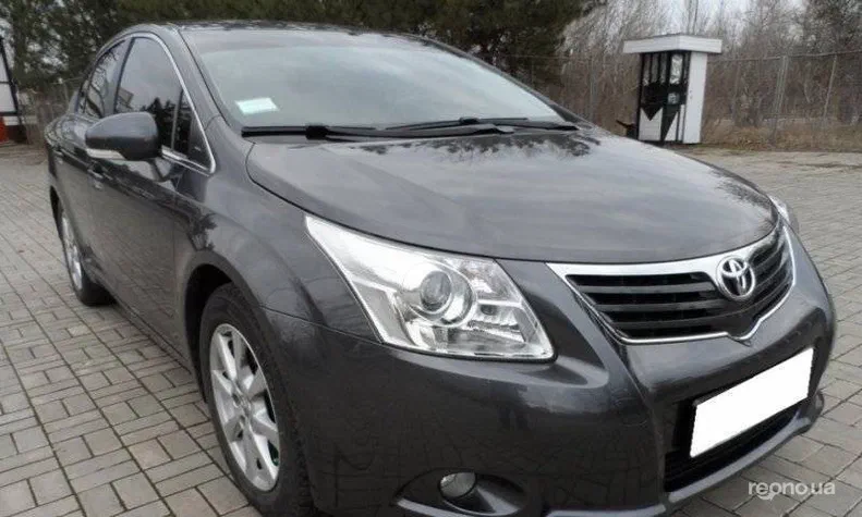 Toyota Avensis 2011 - 15