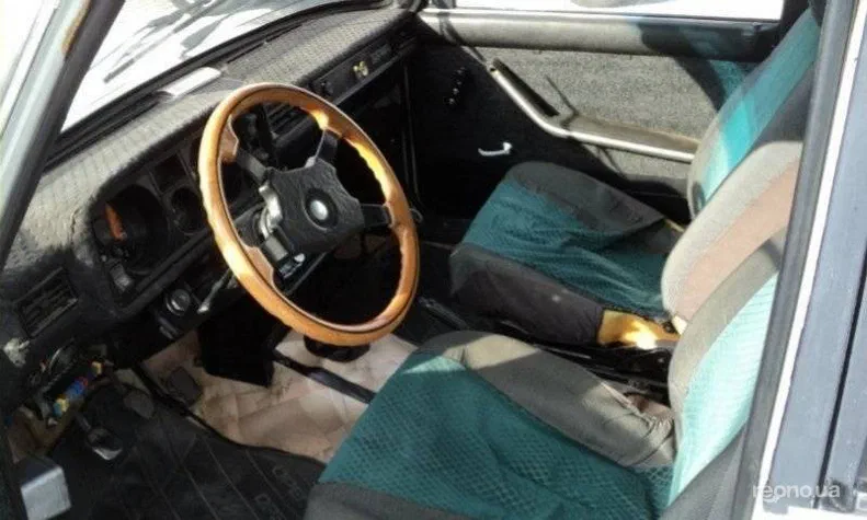 Lada (ВАЗ) 2105 1985 - 9