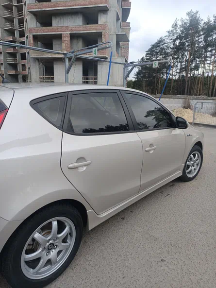 Hyundai i30 2010 - 3